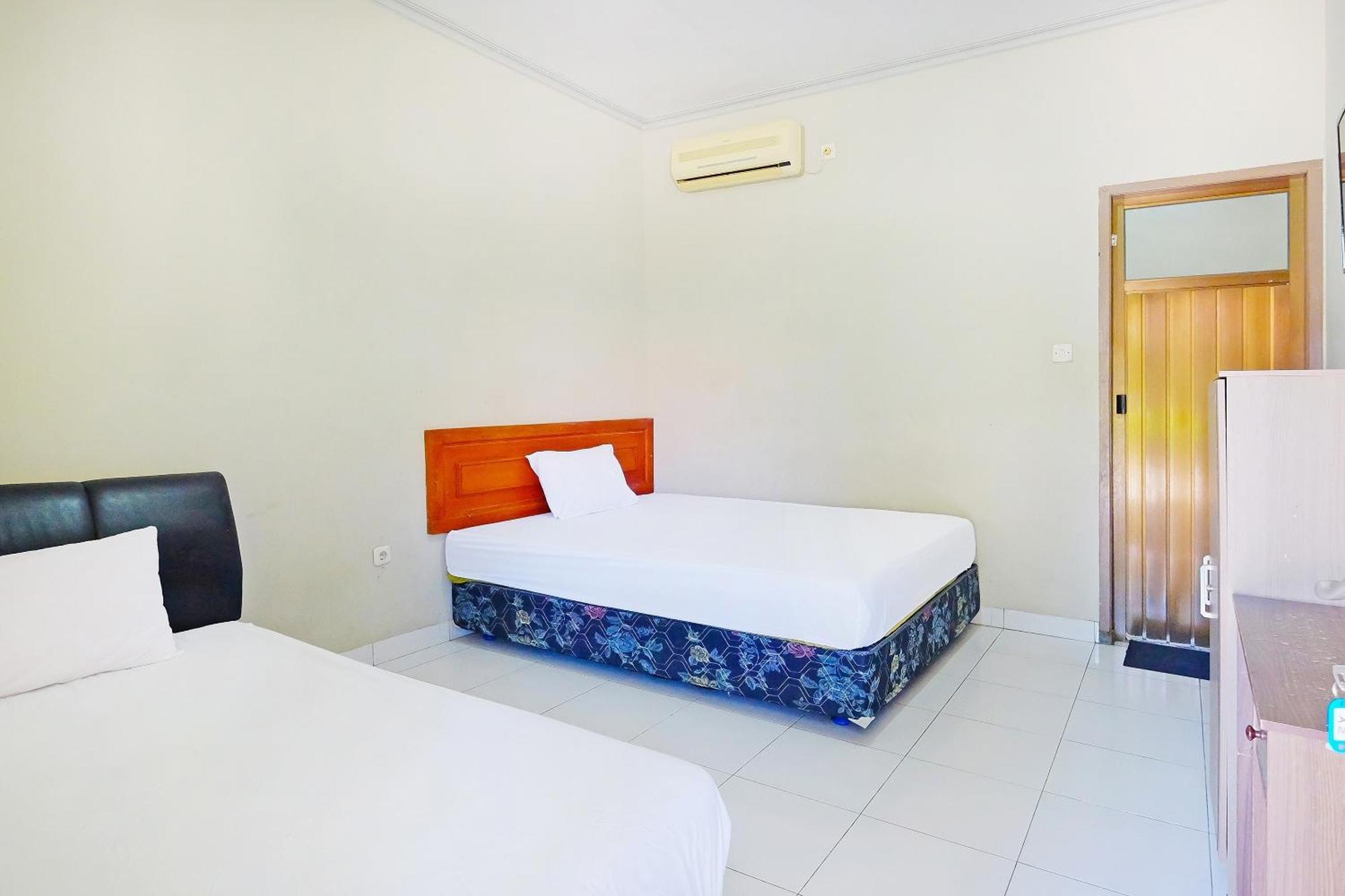 Collection O 91046 Hotel Remaja Indah Masamba Exterior foto
